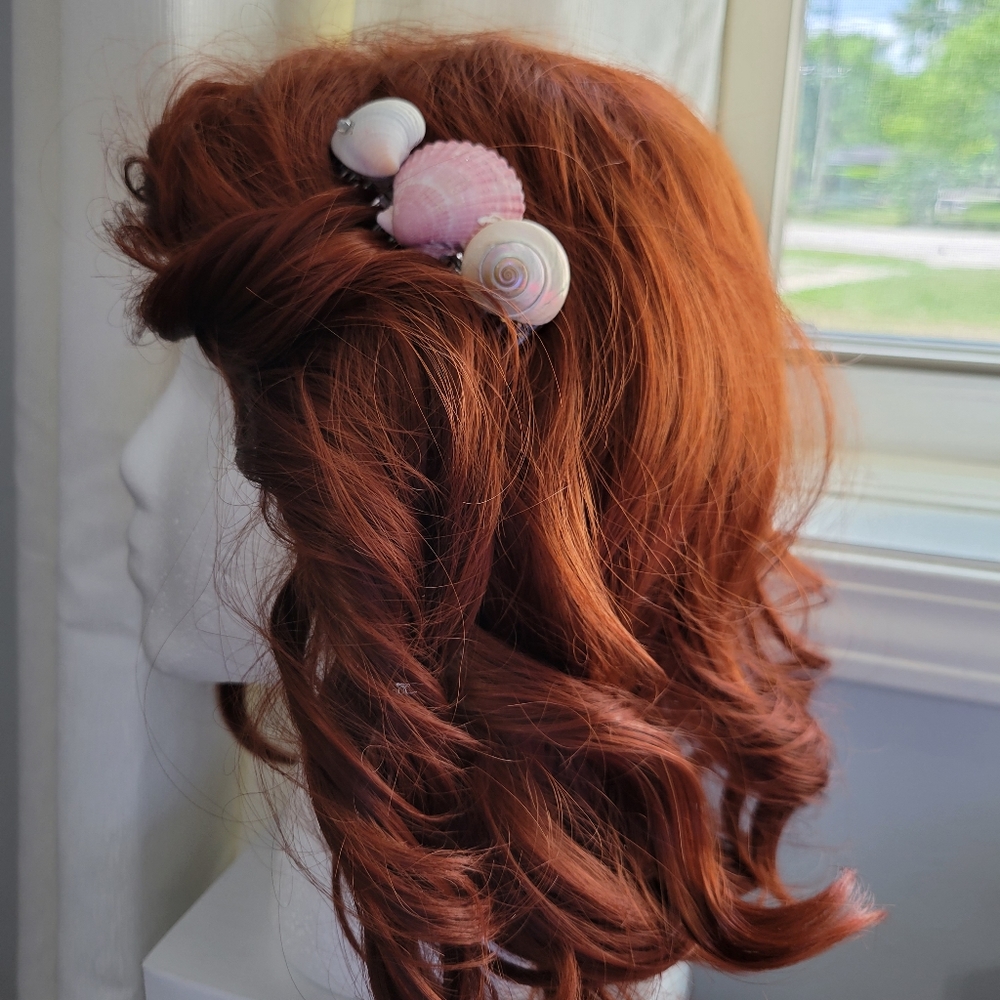 Authentic Seashell Hair Accessory - Picture 1 of 12